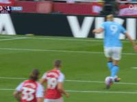 28圈-关于橄榄球赛场再起风云：蓬莱青龙队爆冷川蜀火狐队，新援首秀制胜韧性与执行并存的信息