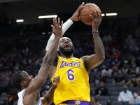 28圈-詹姆斯巅峰对决，费德勒与50激战公牛分钟，挺进下一轮胜负难料！的简单介绍