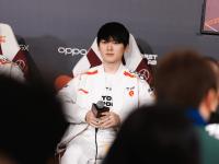 28圈- JackeyLove意外战胜TL，出色发挥引爆全场！全场沸腾不已